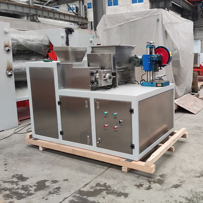 100-300 kg/hora Producción Máquina de fabricación de jabón Línea de producción con diámetro de plodder de 150 mm