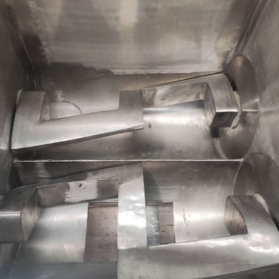 Máquina de mezclar jabón de dos ejes en forma de Z con tres accionamientos para el procesamiento de materiales químicos
